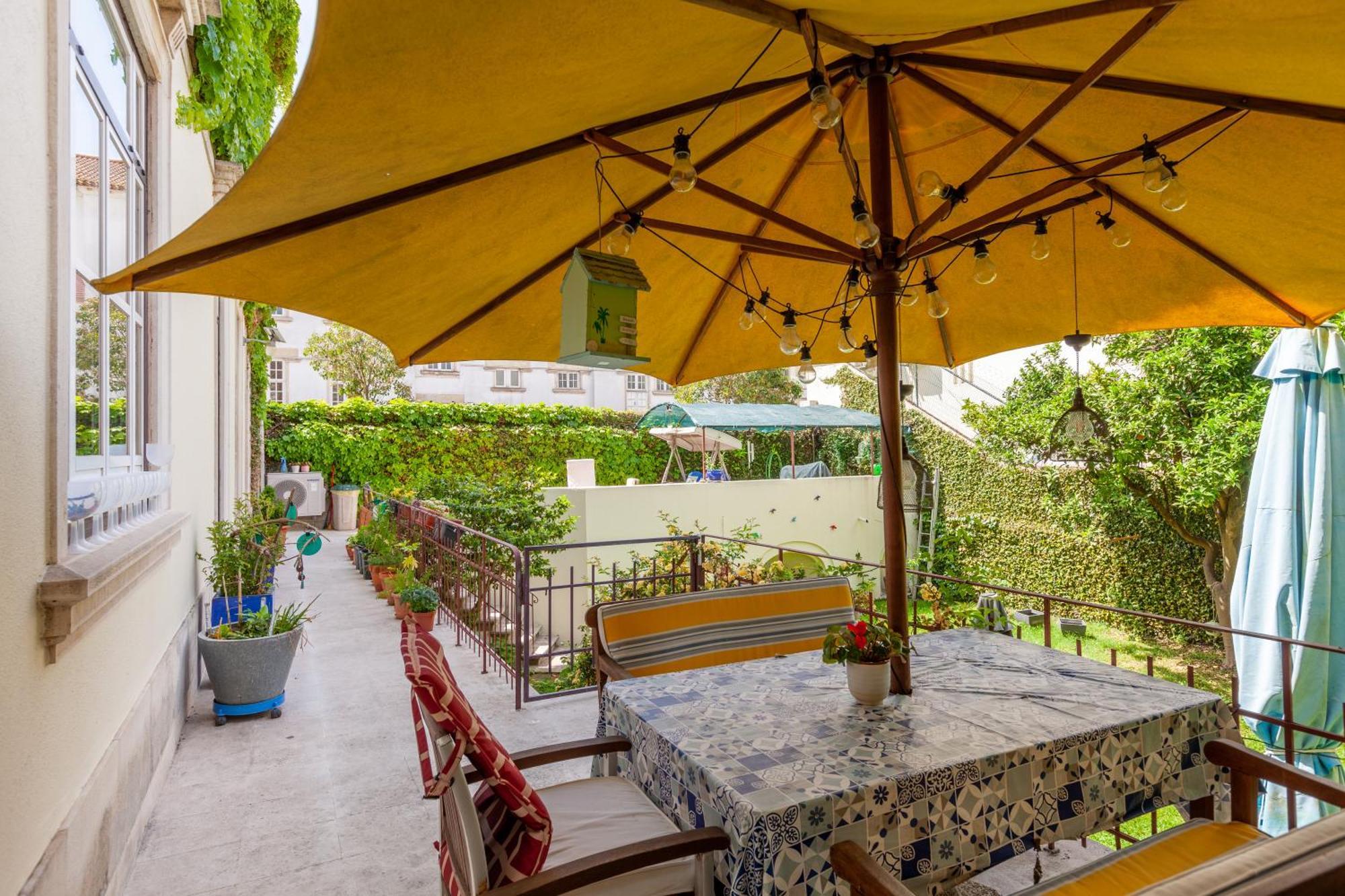 Sky Accommodations Coimbra Esterno foto
